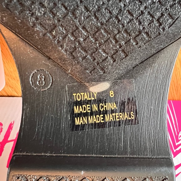 HEY GIRL by Corky “Totally” Platform Sandals - Picture 6 of 9